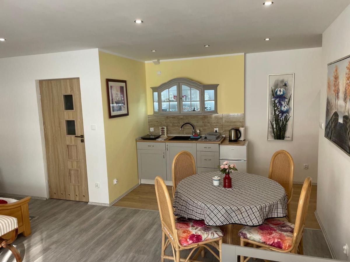 Cichy Zaulek 5 I 6 Apartment Brodnica  Luaran gambar